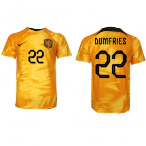 Nederländerna Denzel Dumfries #22 Hemmatröja VM 2022 Kortärmad